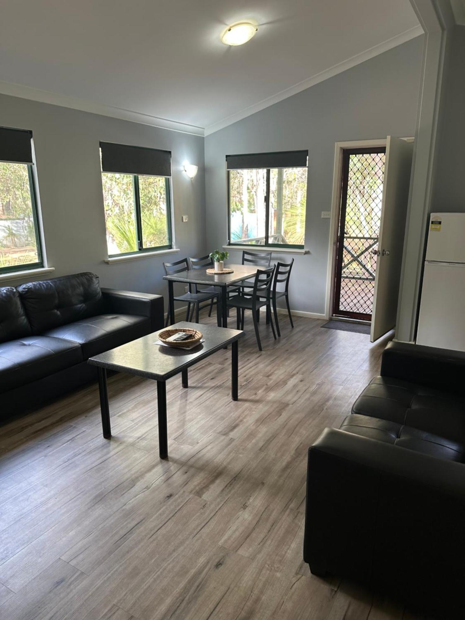 Gracetown Caravan Park Dış mekan fotoğraf